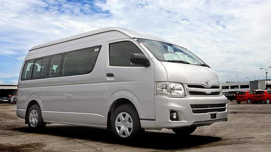 Travel Bandara Soekarno Hatta ke Lampung, Executive Hiace Class